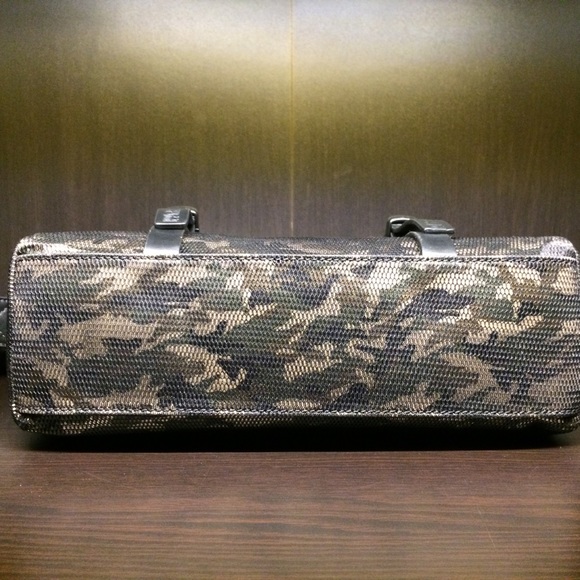BALMAIN Camo Nylon & Leather Messenger Bag - Picture 5 of 6